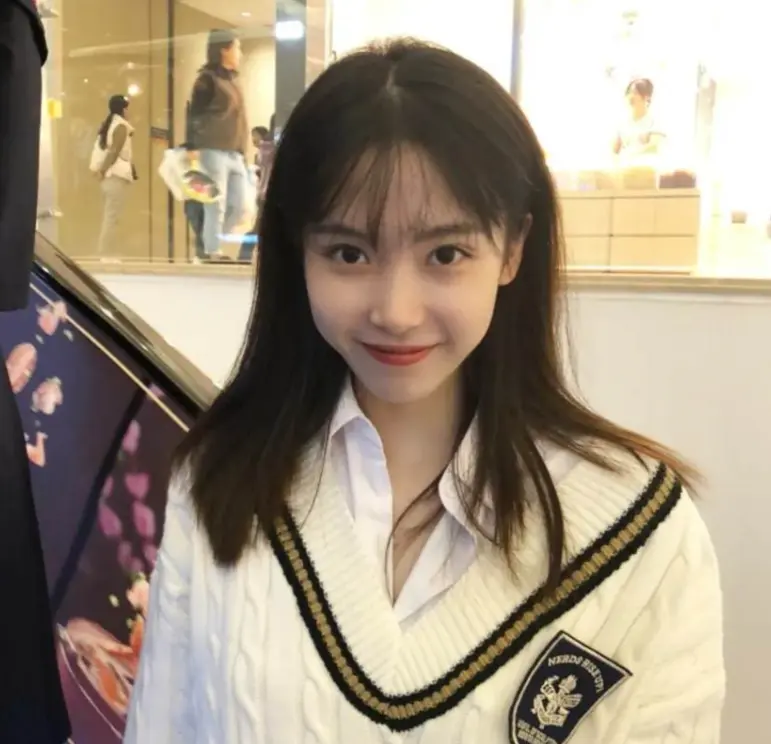 《玩美×玩媚》相关资源图片