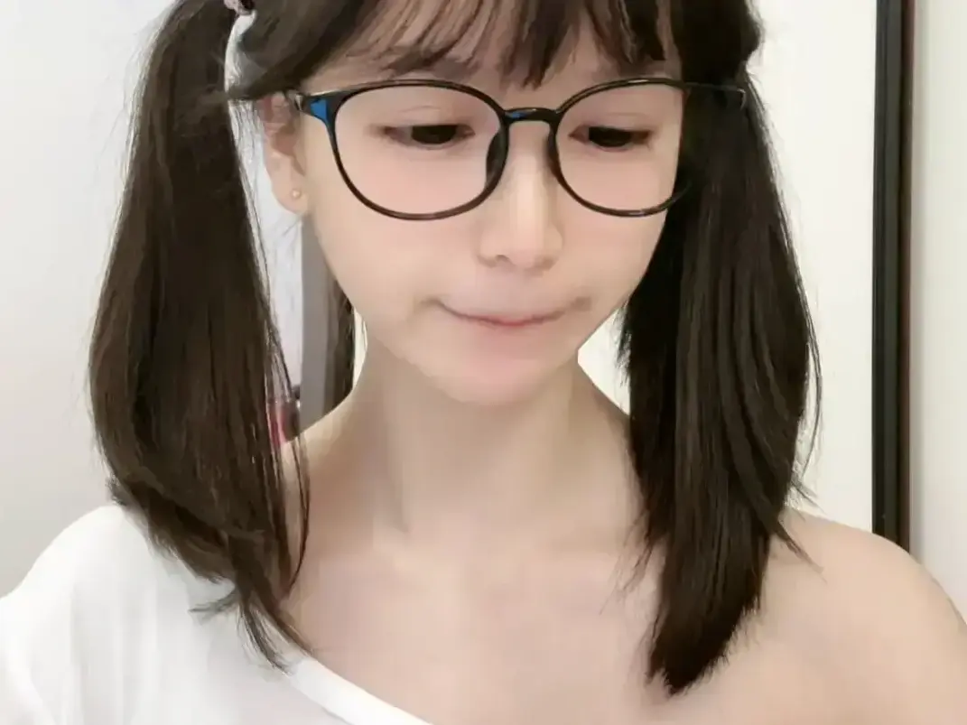 天才交易员萌小栖vlog原视频完整版免费观看-《萌小栖》全集无删减高清资源-沉浸式观影体验值得二刷