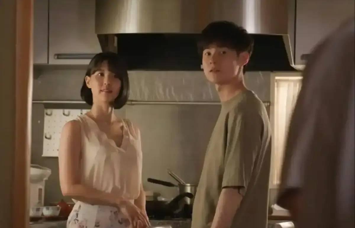 《漂亮的女邻居5》相关资源图片